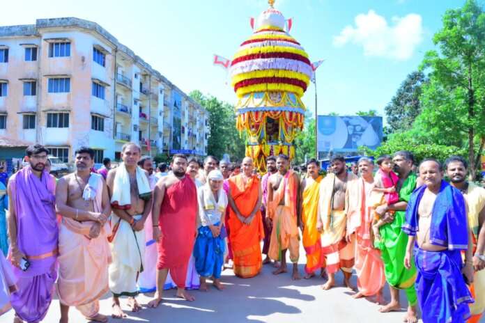 d6a85bf8-77ae-4b76-9c48-a857d4b9c0df