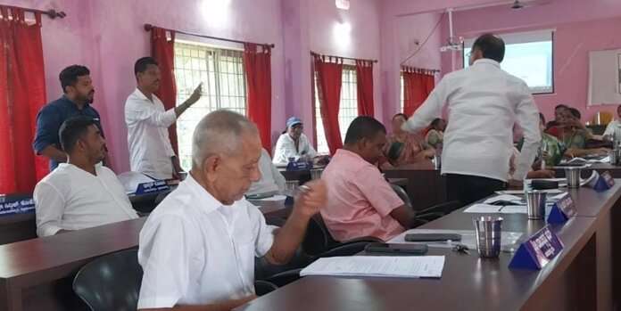 29e1ec98-42a7-40c0-a7f9-01b9c4031758