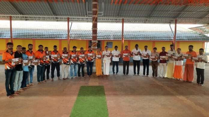 72fc8565-8f99-4d09-899e-d8ae82d70fa2