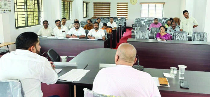 Garantee Yojanegala parisheelana Sabhe