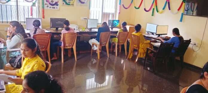 9b699576-de6c-4ef9-b896-34e450db2cb8