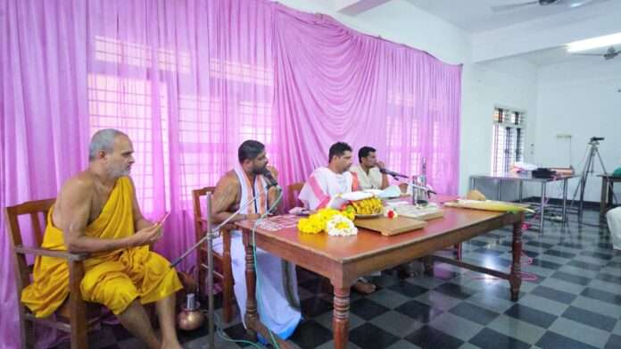 2e5b03ee-f6ad-40d9-a678-6f98cc615e2b