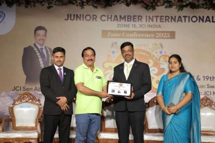 1e11706b-ca59-40fd-ac2b-eee02a40007f