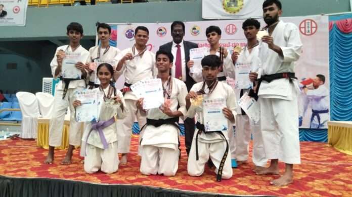 78e2b057-0a4b-4cc8-9e2b-fd20a9a37e4e