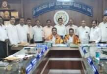 ಸುಳ್ಯ ವೆಂಕಟರಮಣ ಸೊಸೈಟಿಯಲ್ಲಿ ಪಿ.ಸಿ.ಜಯರಾಮ್ ಮತ್ತು ಎ.ವಿ.ತೀರ್ಥರಾಮರಿಗೆ ಗೌರವಾರ್ಪಣೆ -ಕ್ಯಾಲೆಂಡರ್ ಬಿಡುಗಡೆ