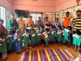 ಅಮರ ಸಂಘಟನಾ ಸಮಿತಿ ವತಿಯಿಂದ ಹಿರಿಯಡ್ಕ ಮತ್ತು ಕೊತ್ನಡ್ಕ ಶಾಲಾ ಅಂಗನವಾಡಿ ಮಕ್ಕಳಿಗೆ ಸಮವಸ್ತ್ರ ವಿತರಣೆ